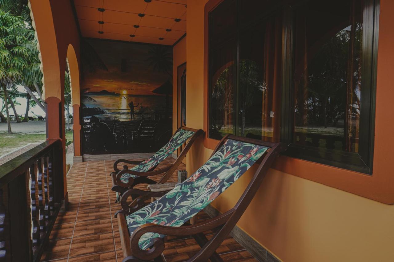 Anse Kerlan Beach Chalets Dış mekan fotoğraf